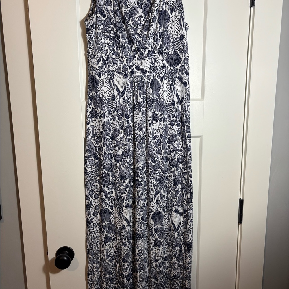 Charter Club Sleeveless Blue and‎ White Maxi Dress With Fish/Floral Design